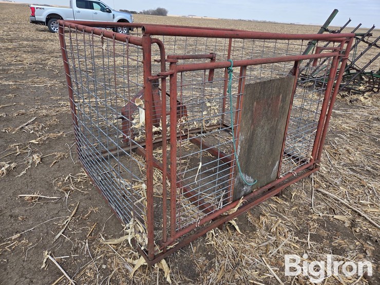 automatic-redtop-3-pt-livestock-carrier-image-7