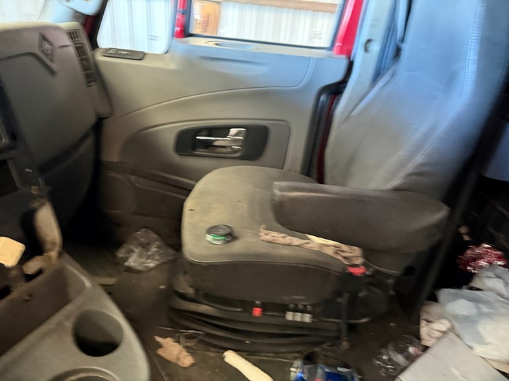 2014-international-prostar-image-80