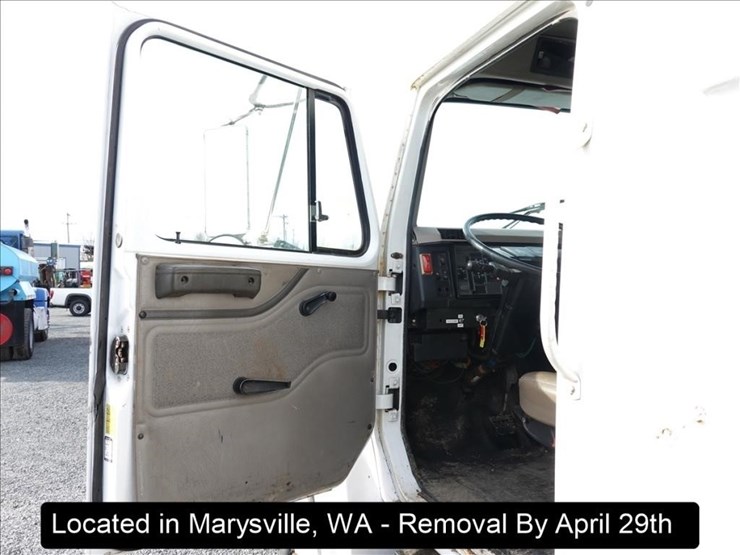 2001-international-4900-image-8