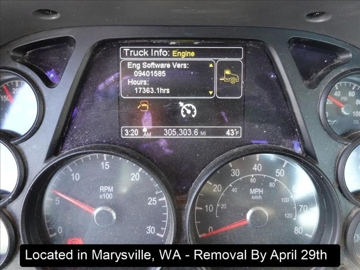 2015-peterbilt-567-image-25