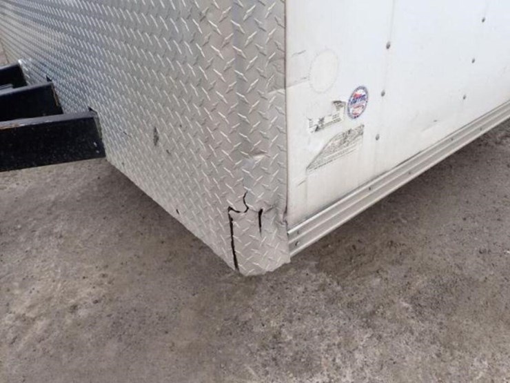 2011-car-mate-trailers-24-ft-t/a-enclosed-trailer-image-14