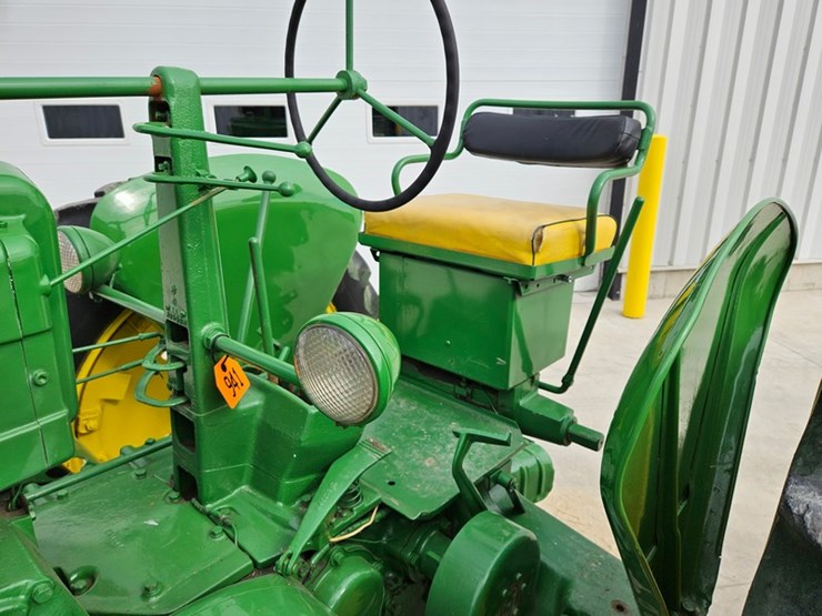 1950-john-deere-model-a-image-32