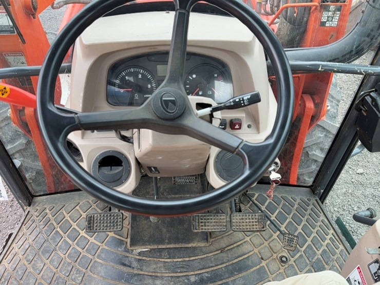 kubota-m8540-image-18