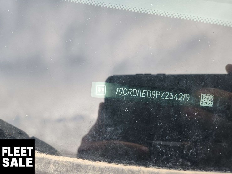 2023-chevrolet-silverado-1500-image-35