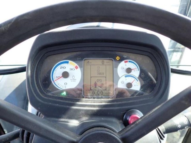 2014-new-holland-t4.75-image-11