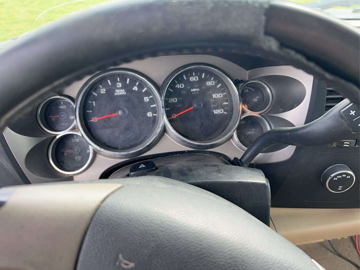 2012-gmc-sierra-1500-image-10