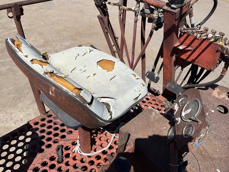 danzig-300g-poly-tank-s.p.-articulating-sprayer-image-17