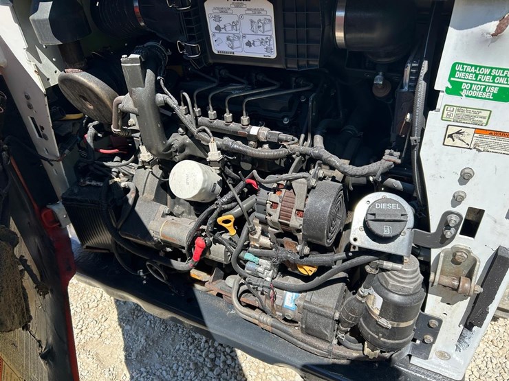 2018-bobcat-t590-image-15