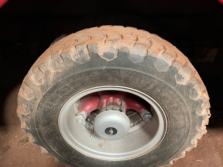 #210-•-1964-chevy-80-(howe)-fire-truck-(no-brakes)-(no-title)-(wakefield,-mi)-image-15