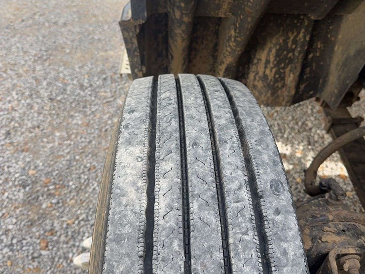 2012-international-prostar-image-17