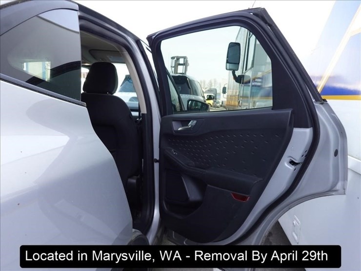 2020-ford-escape-image-21