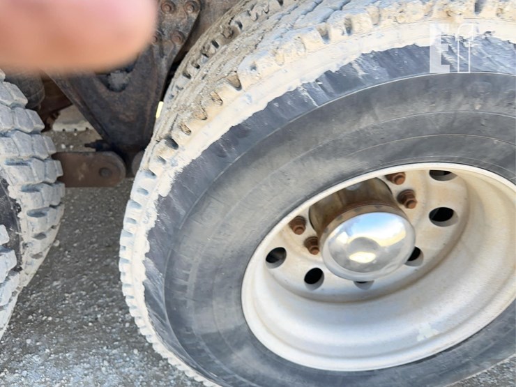 2005-kenworth-t800-image-13