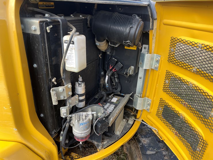 2020-deere-60g-image-27