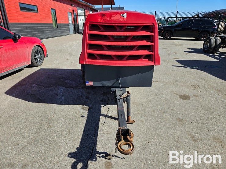 2022-massey-ferguson-730-image-2