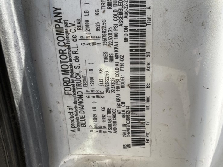 2012-ford-f750-image-4