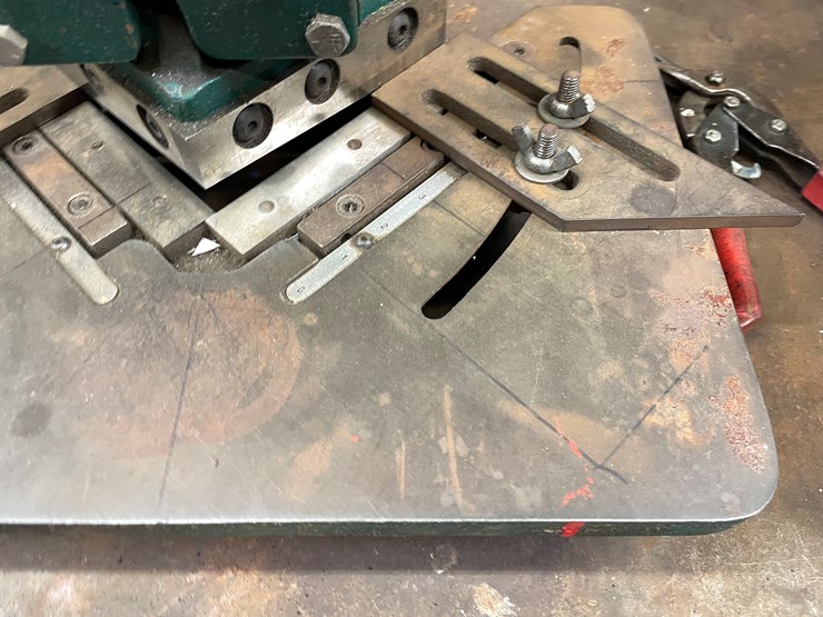 #2531-•-tennsmith-notcher-(columbia-heights,-mn)-image-4