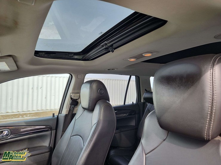 2017-buick-enclave-image-16