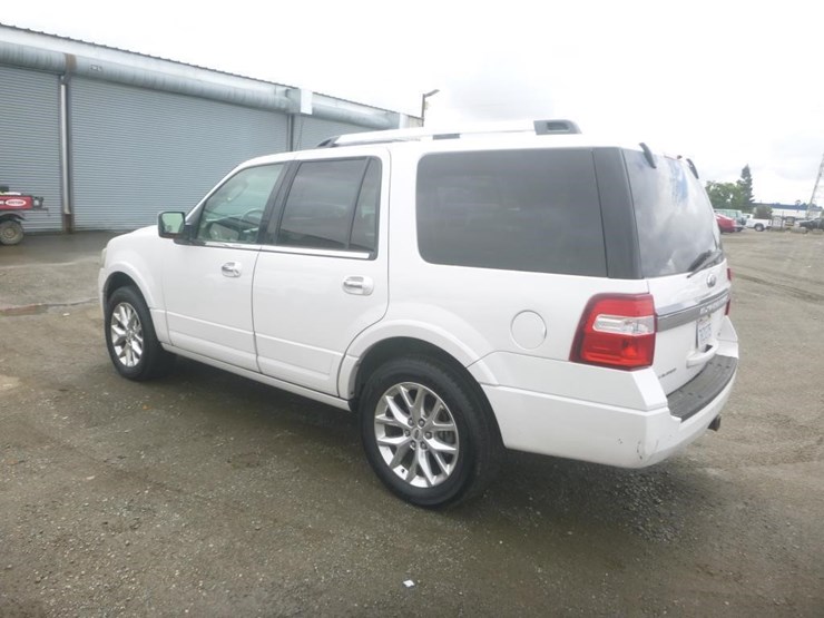 2015-ford-expedition-image-4