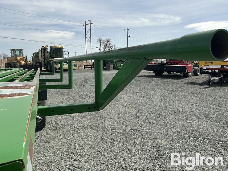 anderson-rbm1400-round-baler-accumulator/mover-image-15