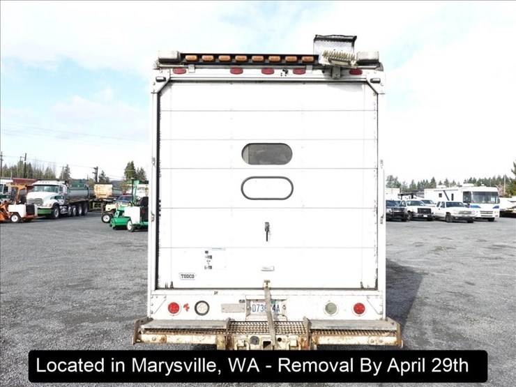 2008-freightliner-mt45-image-24