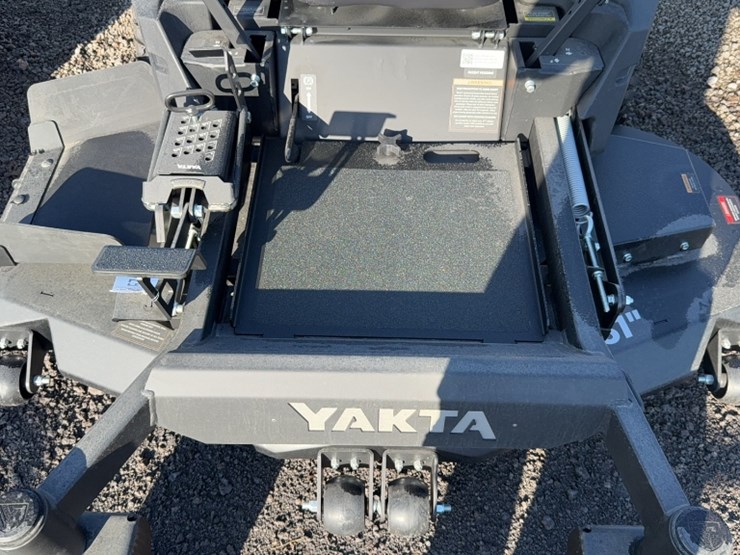 #4029-•-yakta-yxr-320-zero-turn-mower-image-5