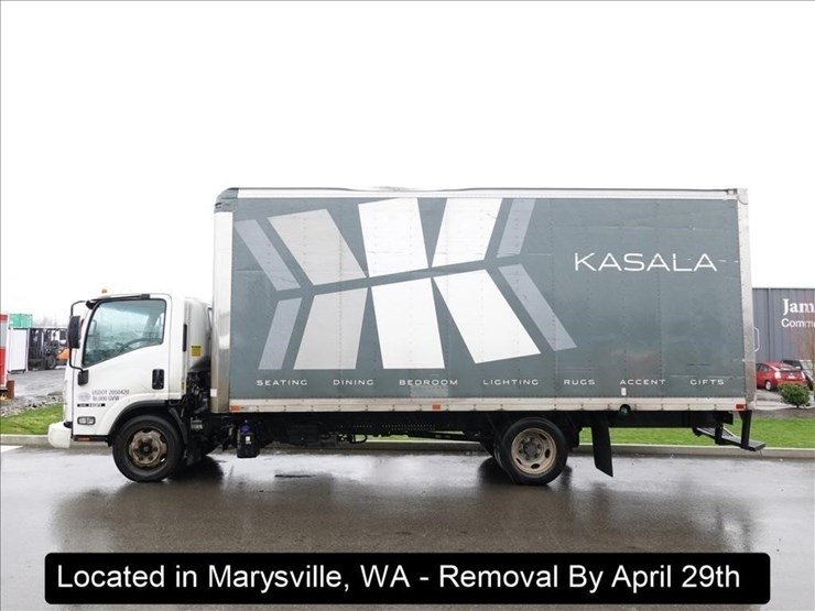 2017-isuzu-nqr-image-4