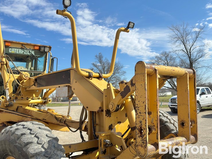 2001-caterpillar-140h-vhp-image-10