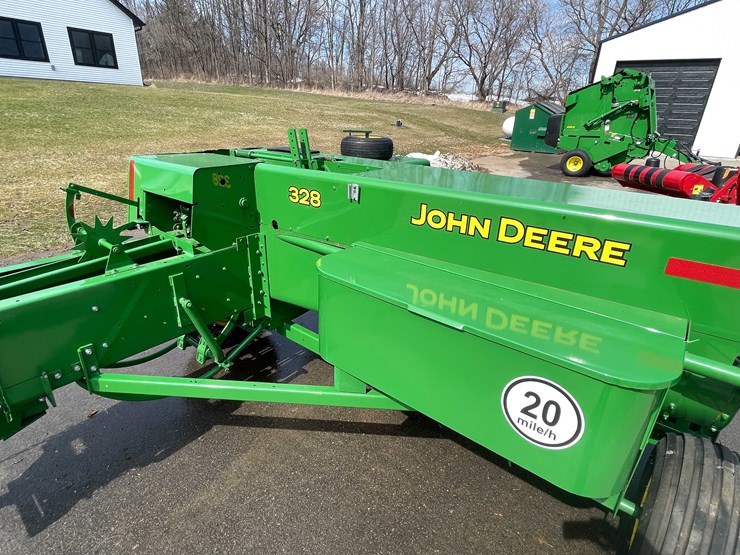#144-•-john-deere-square-baler-(stoughton,-wi)-image-19