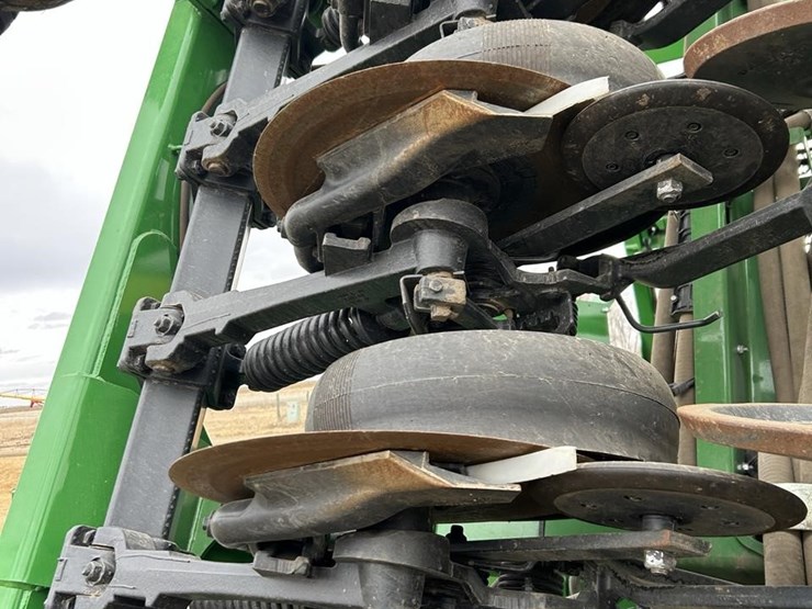 2014-john-deere-1990ccs-image-10