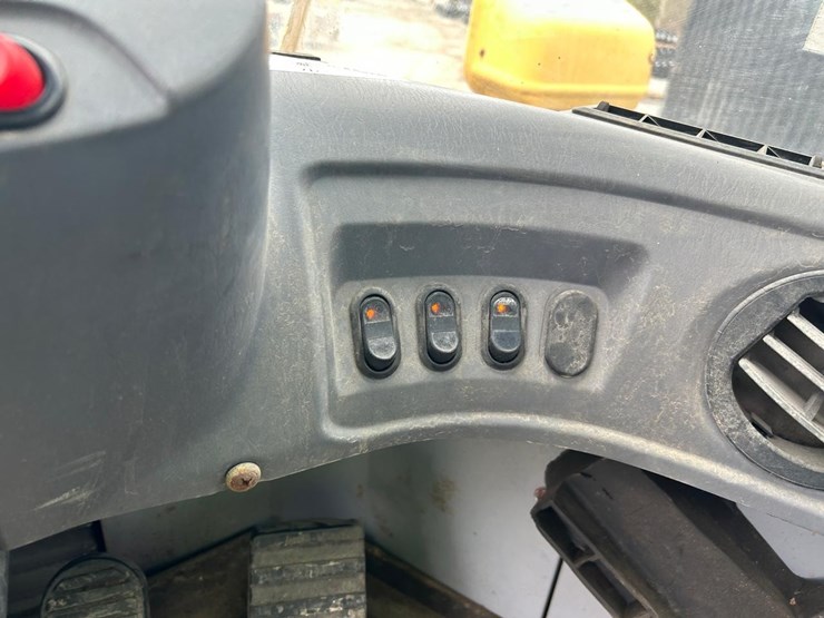 komatsu-wa380-6-image-23