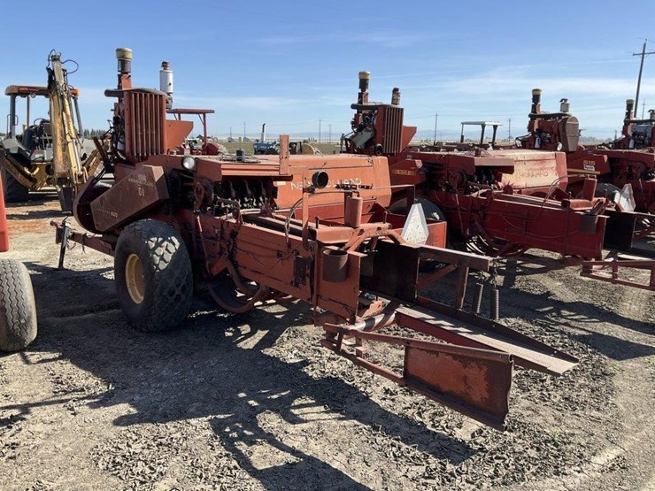 new-holland-500-image-4