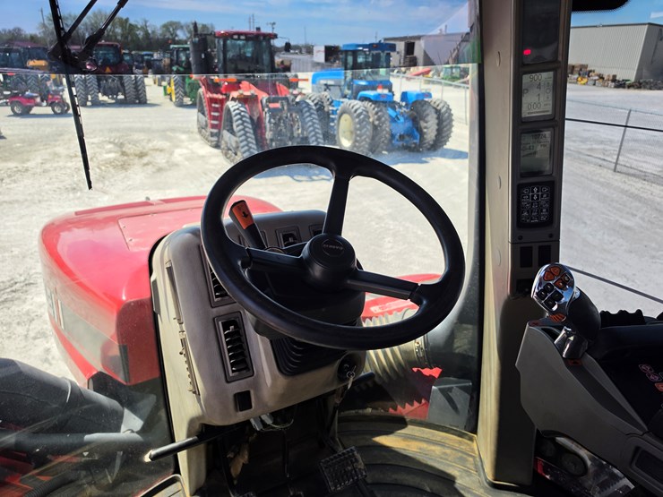 2014-case-ih-steiger-370-image-10