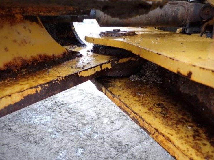 2006-deere-624j-image-38