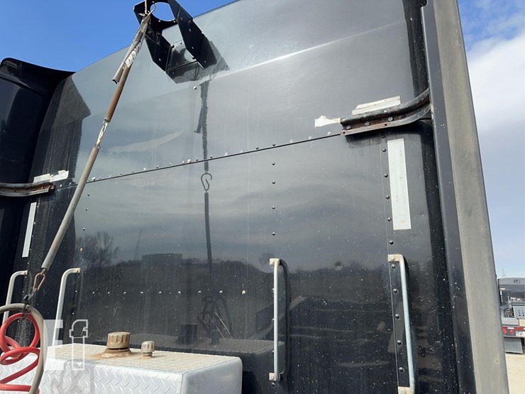 2005-kenworth-t800-image-27