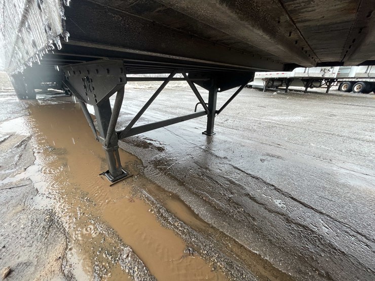 #260-•-2017-stoughton-semi-trailer-(denmark,-wi)-image-18