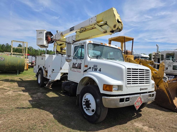 2001-international-4900-image-5