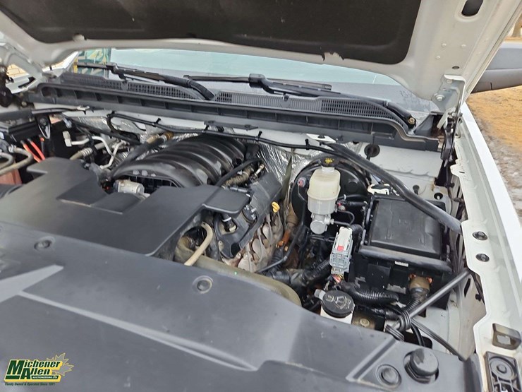 2018-chevrolet-silverado-1500-image-16