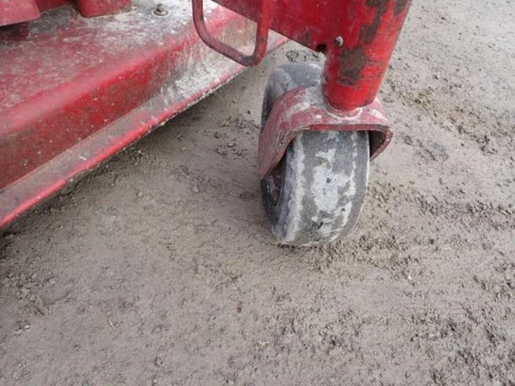 2014-toro-grand-stand-stand-on-mower-7458331400026-image-17