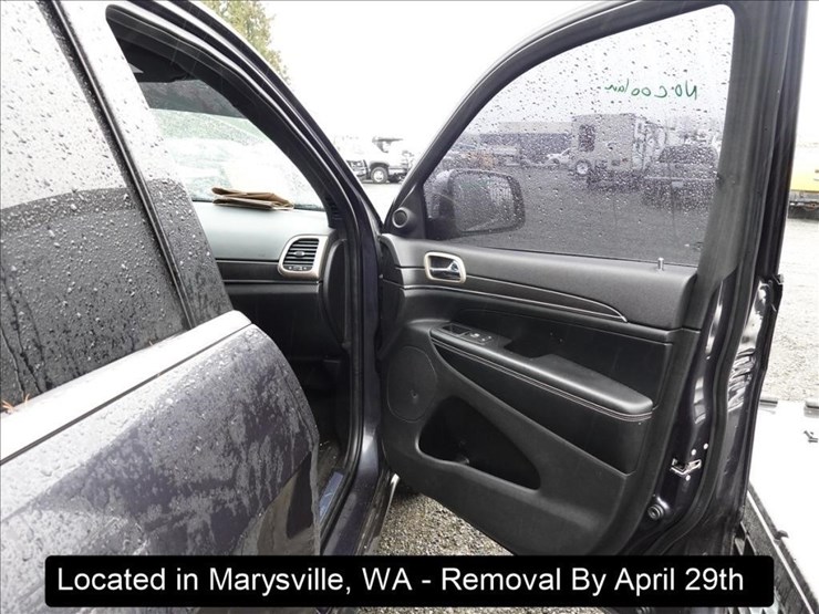 2015-jeep-grand-cherokee-image-24