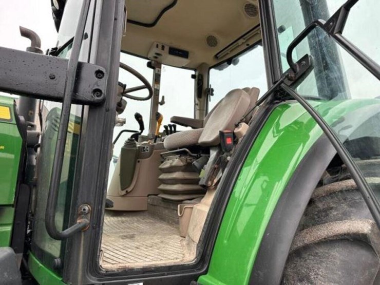 2020-john-deere-6130m-image-29