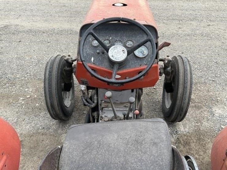 massey-ferguson-230-image-9