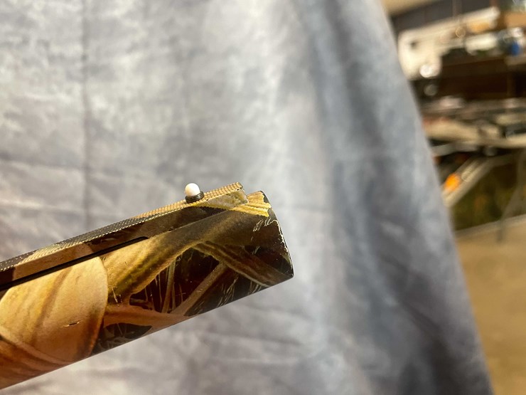 #10082-•-remington-v3-field-sport,-12-ga.-semi-auto-shotgun,-sn:-rn28026a-image-9