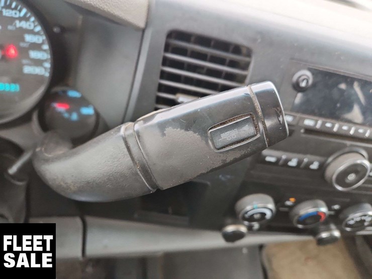 2013-chevrolet-silverado-1500-image-23