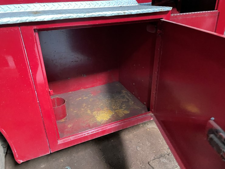 #210-•-1964-chevy-80-(howe)-fire-truck-(no-brakes)-(no-title)-(wakefield,-mi)-image-12