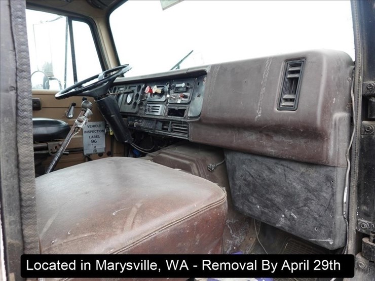 1985-international-s2300-image-7