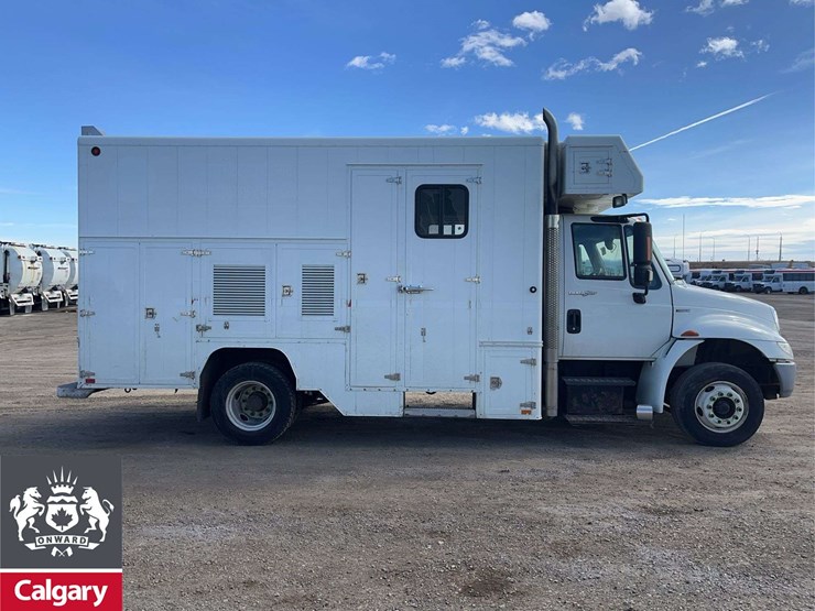 2012-international-durastar-4300-image-7