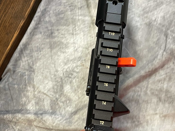 #10064-•-colt-cr6920-epr,-223/5.56-semi-auto-rifle,-sn:-cr099652-image-9