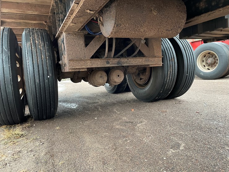 #290-•-2005-great-lakes-(3)-axle-pup-trailer-(has-mi-title)-(marenisco,-mi)-image-28