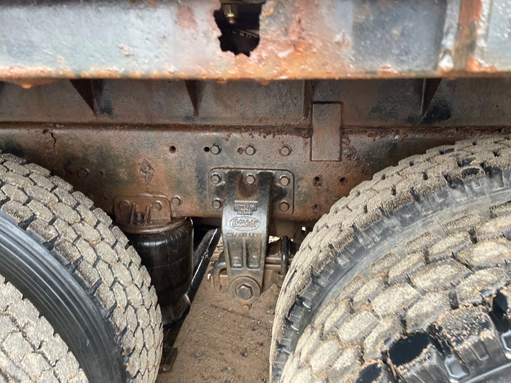 #244-•-1989-peterbilt-flatbed-truck-tractor-(has-mn-title)-(princeton,-mn)-image-25