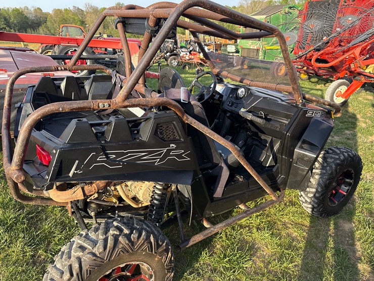 polaris-rzr-900-image-3